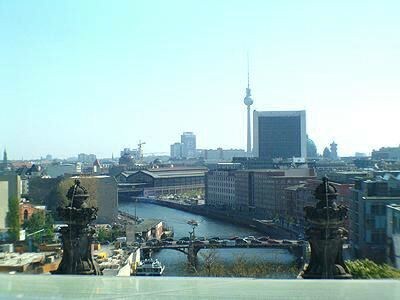 Utsikt over "Det gamle Øst-Berlin" fra Riksdagstaket