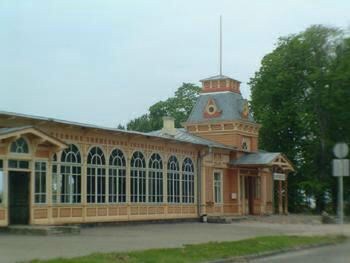 Det er flere år siden det siste toget forelot Haapsalu. Idag finnes det et jernbanemuseum  her.