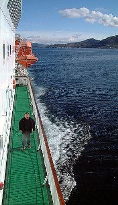 MS Nordkapp har Walkaround-dekk - DVS du kan gå rundt hele skipet på samme dekk
