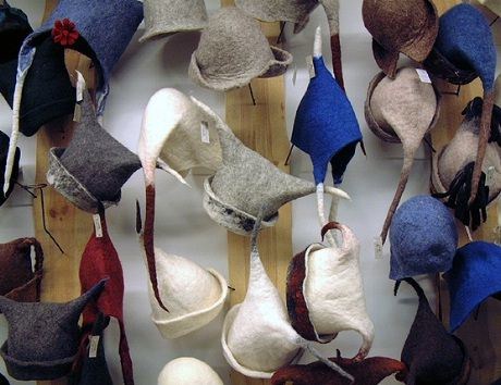 Hatter i filt - designet og produsert i Estland