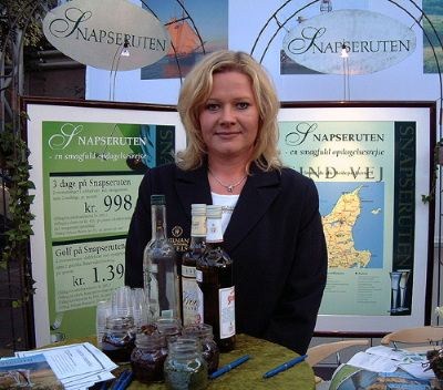 Pia Sørensen markedsfører 'Snapseruten ', Helnan Phønix Hotel i Aalborg og  Helnan Marselis Hotel i Aarhus