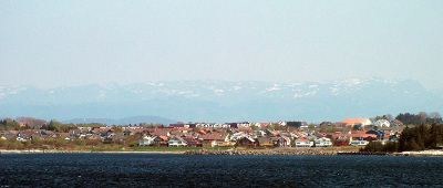 Saltnesstranden på Hundvåg- Norges tettest befolkede øy med over 15.000 innbyggere