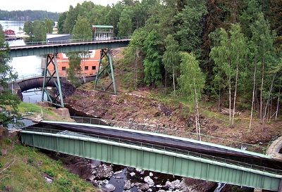 Dalsland var i gamle dager  den svenske gruve - og stålindustriens vugge . Den snart 140 år gamle akvedukten  er i utmerket stand.