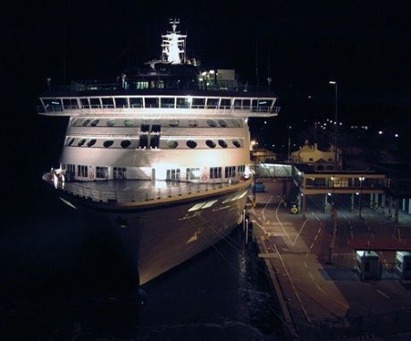 Birka Paradise er et av de nyeste og flotteste cruiseskipene på Østersjøen. ved kai hjemme i Mariehamn på Åland