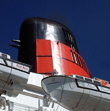Cunard-rederiets velkjente røde skorstein