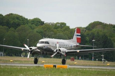 Stiftelsen Dakota Norway har som sitt formål å vedlikeholde dette stykke kulturhistorie og sørge for å holde dette flygende museum i luftdyktig stand.