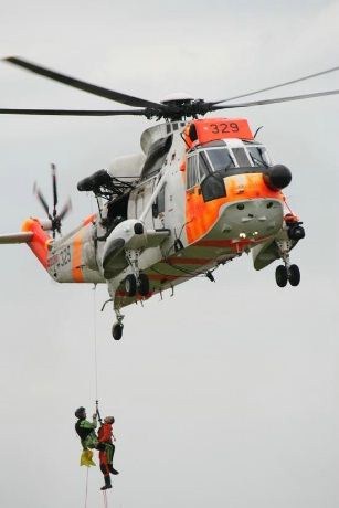 Westland SeaKing benyttes under en "redningsaksjon"