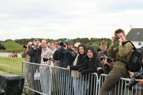 Over 30.000 skuelystne hadde funnet veien til sola airshow i løpet av lørdag og søndag.