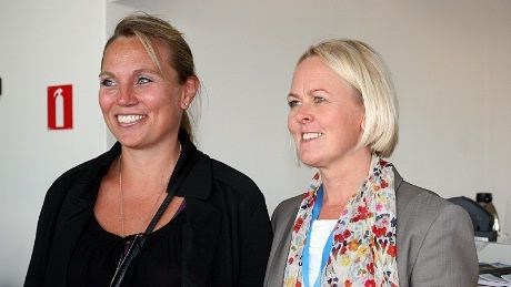 Fra venstre Christina Weber som er Sales Support Manager for Nordics hos British Airways og Landvetters flyplassdirektør Charlotte Ljunggren.