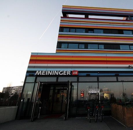 Meininger har idag 16 hoteller fordelt på 10 europeiske storbyer: Amsterdam, Berlin ( fire hotell), Köln, Frankfurt am Main (to hotell), Hamburg, London, München,Salzburg, Wien (tre hotell)og Brüssel. i 2014 åpnes hotell nr. 17 i Barcelona  