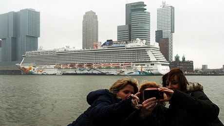 "Selfies" med tyske reisebyrådamer