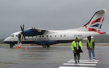 Det var en regnfull søndag da SUN-AIRs Dornier 328 ble presentert på Stord