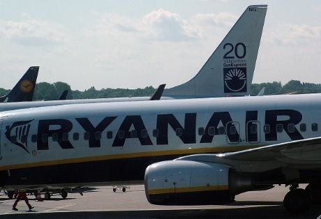 Flyet er med registreringsnummer EI-DPE var nytt i desember 2006.
