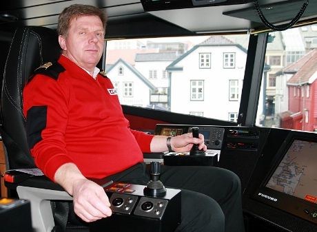 Kaptein Børge Husebø fører Rygertroll på jomfruturen