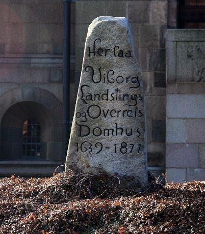 Viborg har en lang historie å vise til . Magnus den gode ble hyllet i 1042 på tinget i Viborg, som frem til midten av 1600-tallet var med på å utpeke kongene i Danmark.  