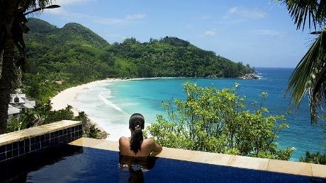 Villaene i Hotel Banyan Tree Seychelles har private basseng og verandra, hvor gjestene kan nyte en dukkert eller ganske enkelt den fantastiske utsikten utover det Indiske hav.