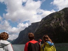 Med Northug & co til Ørnereiret i Lysefjorden